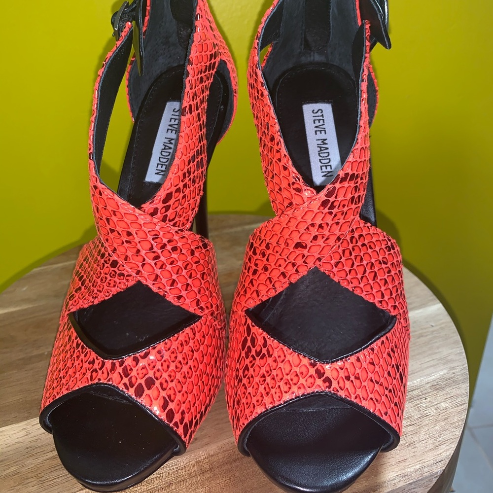 Steve Madden heel size 7